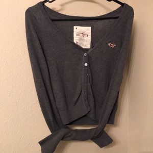 Hollister • Grey Long Sleeved Cardigan